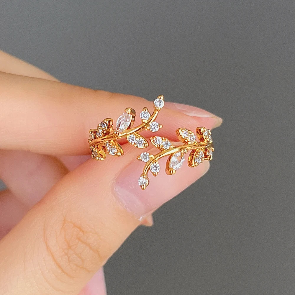 Leaf Design Zirconia Ring