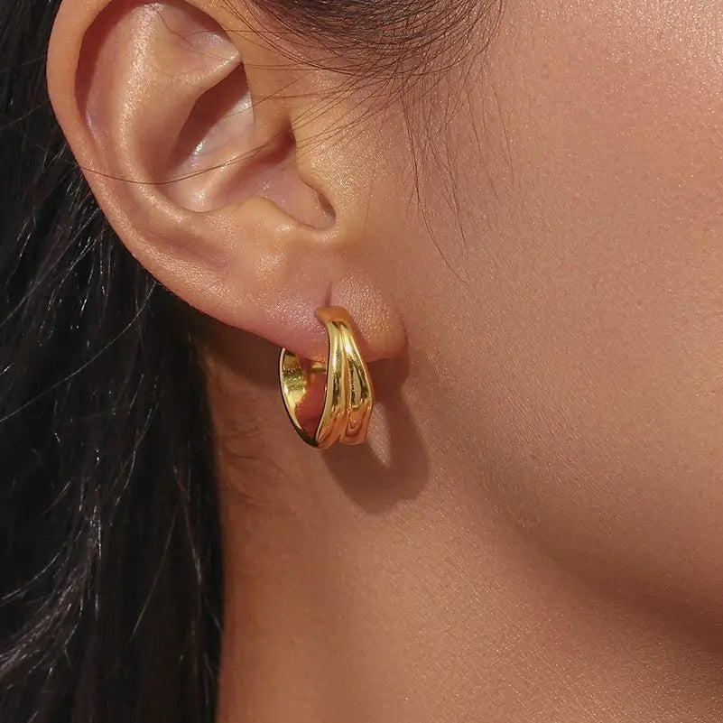 Shiny Gold Twist Hoops