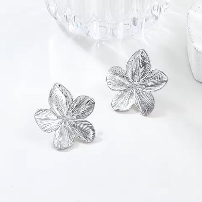 2PC Trendy Flower Earrings